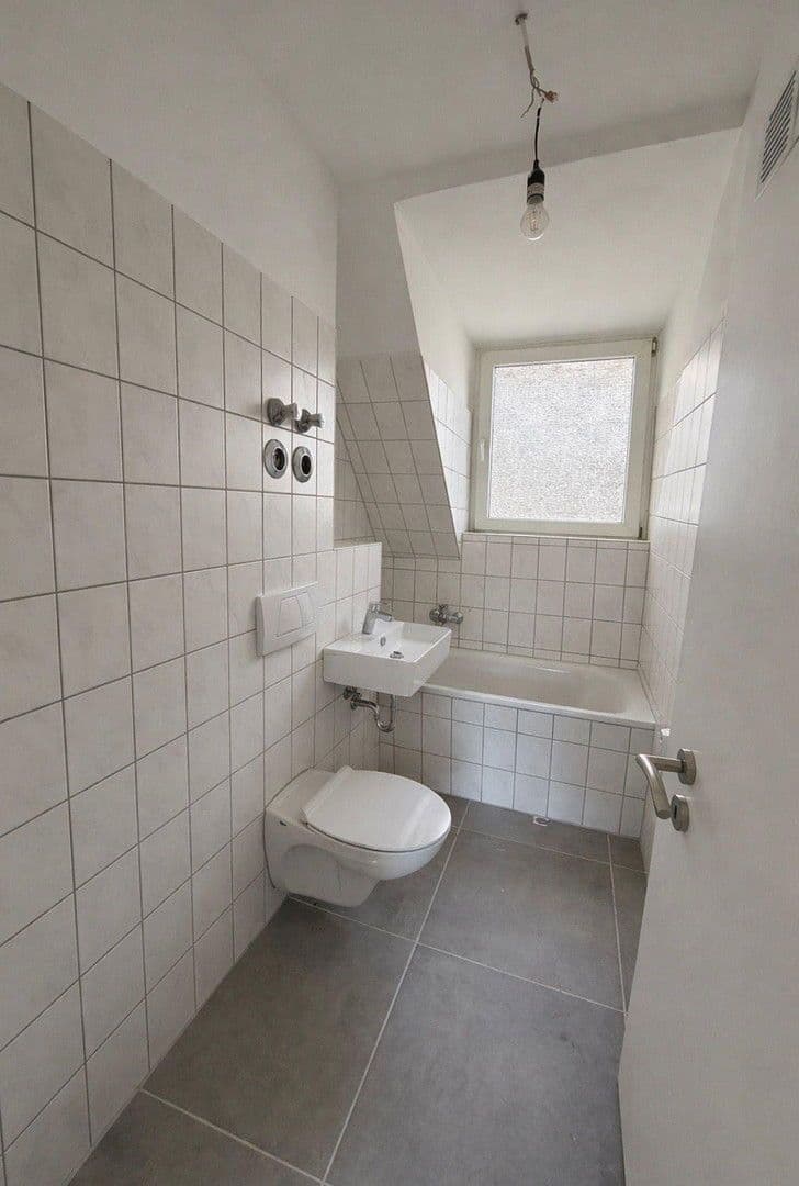 Pronájem bytu 3+1 51 m², Burger Platz 2, Köln, Severní Porýní-Vestfálsko Pronájem bytu 3+1 51 m², Burger Platz 2, Köln, Severní Porýní-Vestfálsko