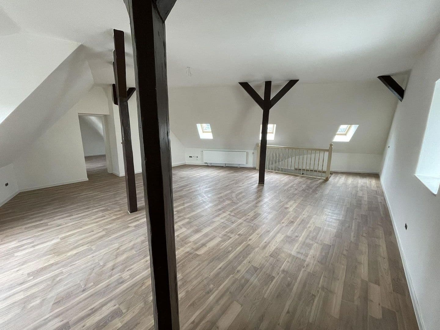 Prodej bytu 3+1 108 m², Rosmarinstraße 45, Oschatz, Sasko Prodej bytu 3+1 108 m², Rosmarinstraße 45, Oschatz, Sasko