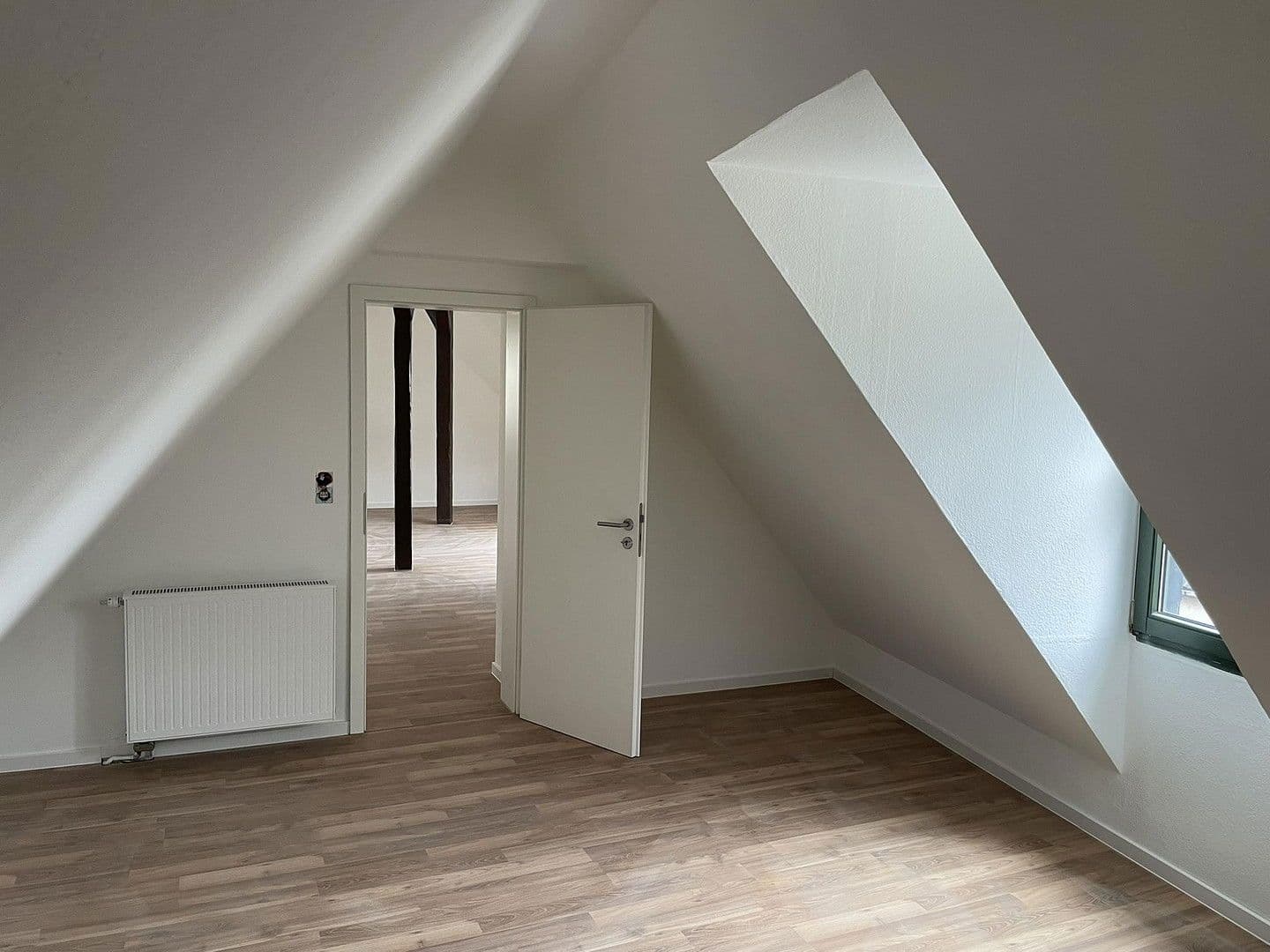 Prodej bytu 3+1 108 m², Rosmarinstraße 45, Oschatz, Sasko Prodej bytu 3+1 108 m², Rosmarinstraße 45, Oschatz, Sasko