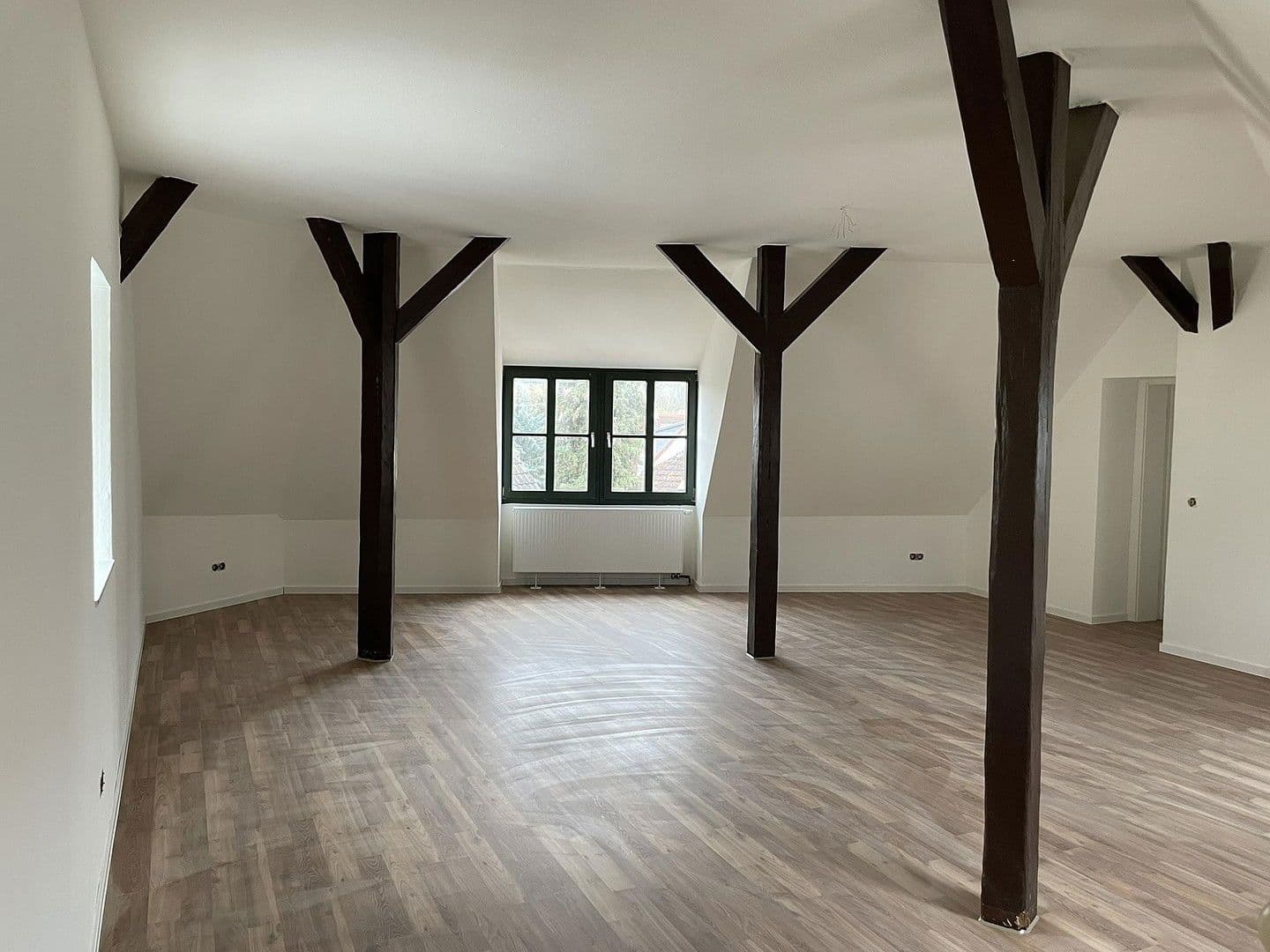 Prodej bytu 3+1 108 m², Rosmarinstraße 45, Oschatz, Sasko Prodej bytu 3+1 108 m², Rosmarinstraße 45, Oschatz, Sasko