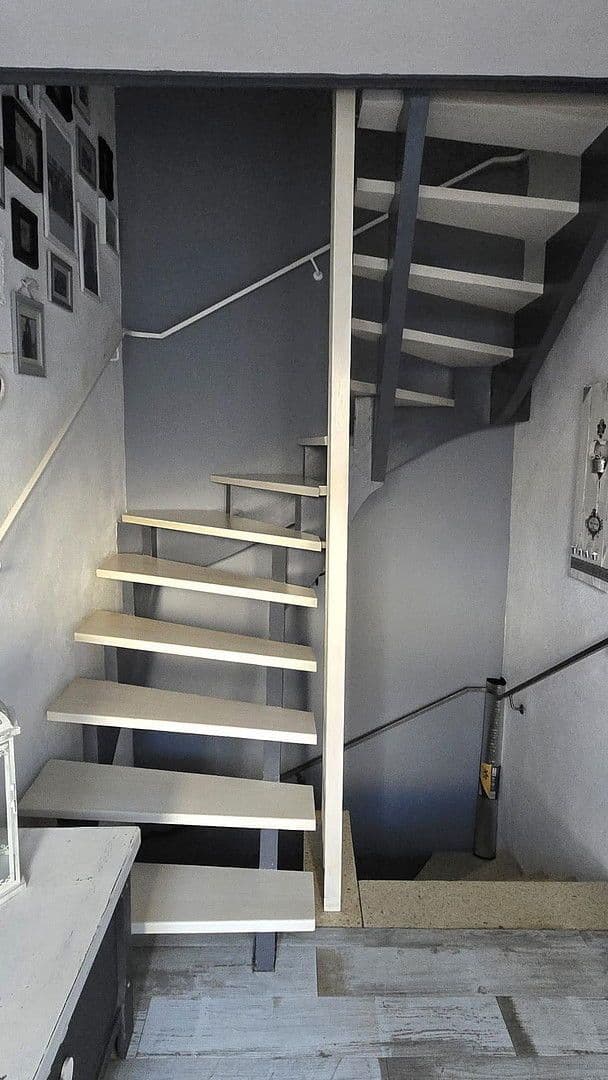 Prodej domu 124 m², pozemek 212 m², Ansbach, Bavorsko Prodej domu 124 m², pozemek 212 m², Ansbach, Bavorsko