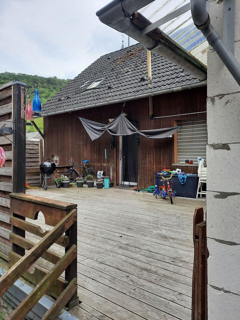 Pronájem bytu 4+1 100 m², Rheingoldstraße 146, Oberdiebach, Porýní-Falc Pronájem bytu 4+1 100 m², Rheingoldstraße 146, Oberdiebach, Porýní-Falc