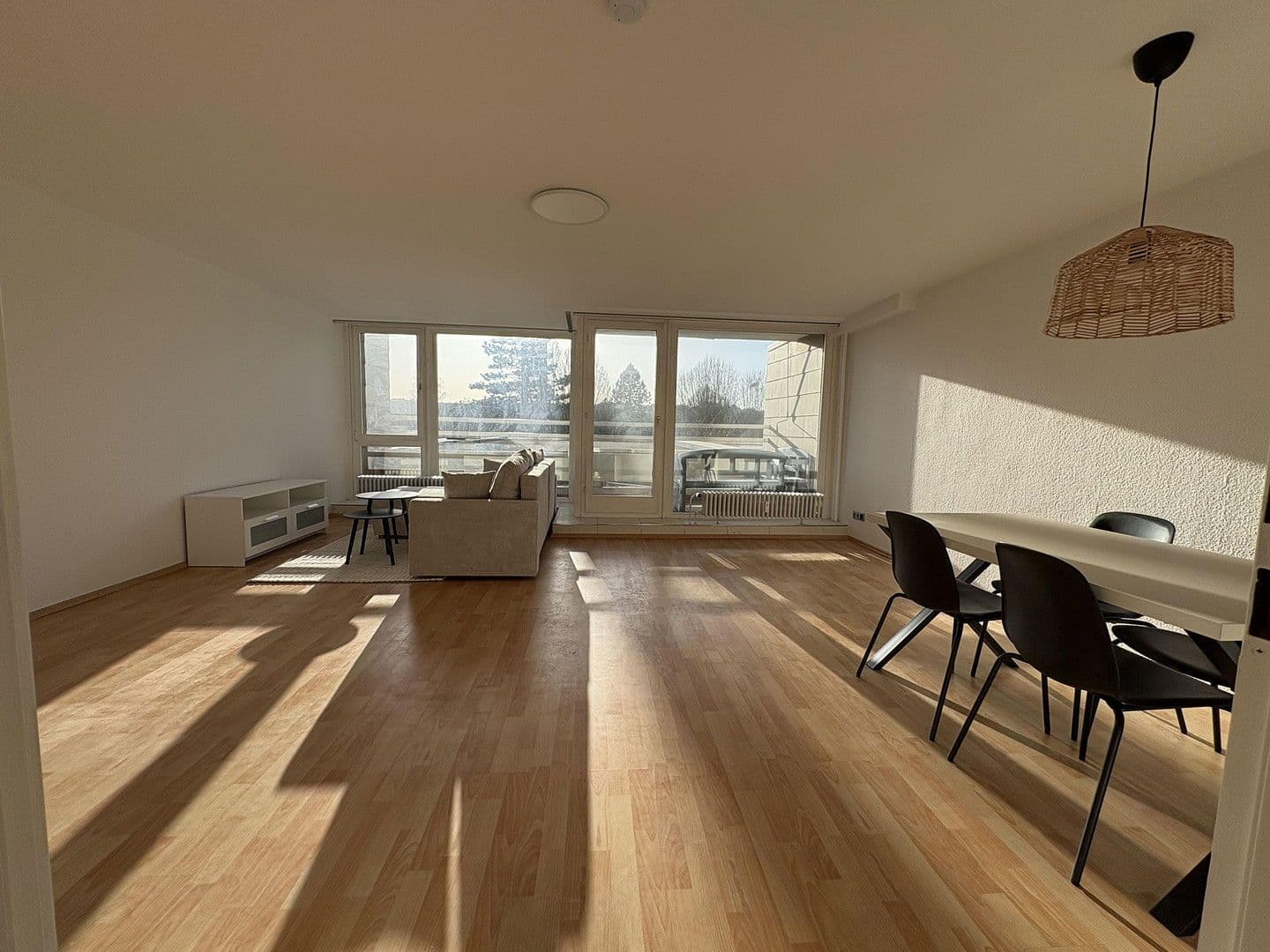 Pronájem bytu 1+kk 55 m², Tiergartenstraße 29, Böblingen, Bádensko-Württembersko Pronájem bytu 1+kk 55 m², Tiergartenstraße 29, Böblingen, Bádensko-Württembersko