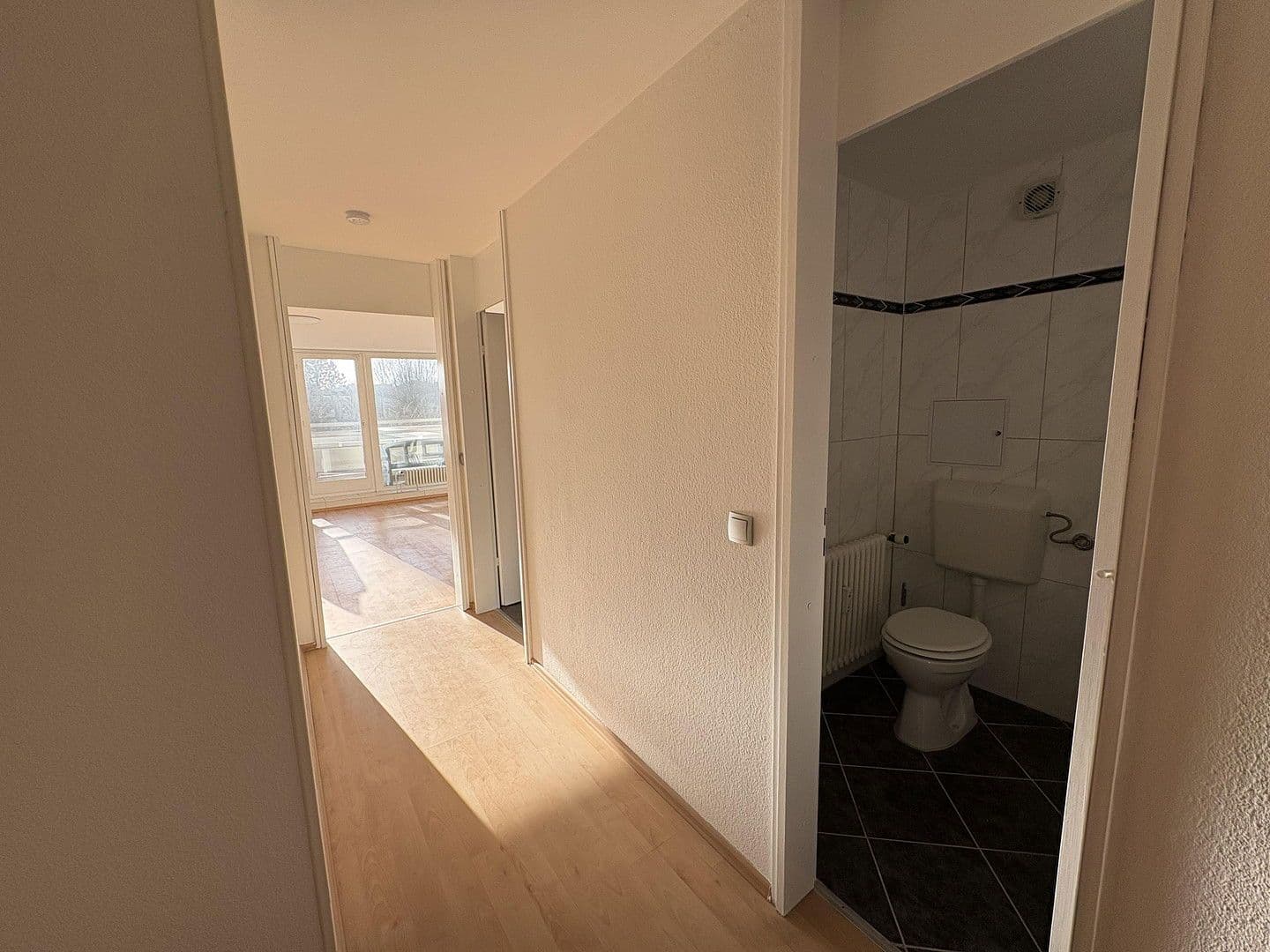 Pronájem bytu 1+kk 55 m², Tiergartenstraße 29, Böblingen, Bádensko-Württembersko Pronájem bytu 1+kk 55 m², Tiergartenstraße 29, Böblingen, Bádensko-Württembersko