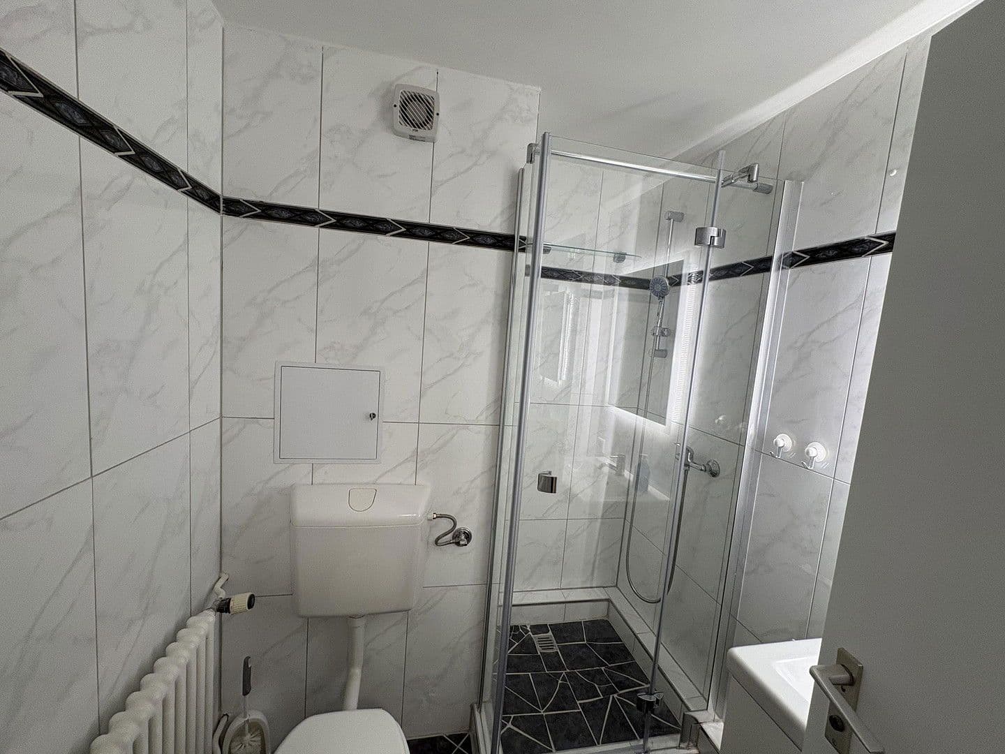 Pronájem bytu 1+kk 55 m², Tiergartenstraße 29, Böblingen, Bádensko-Württembersko Pronájem bytu 1+kk 55 m², Tiergartenstraße 29, Böblingen, Bádensko-Württembersko