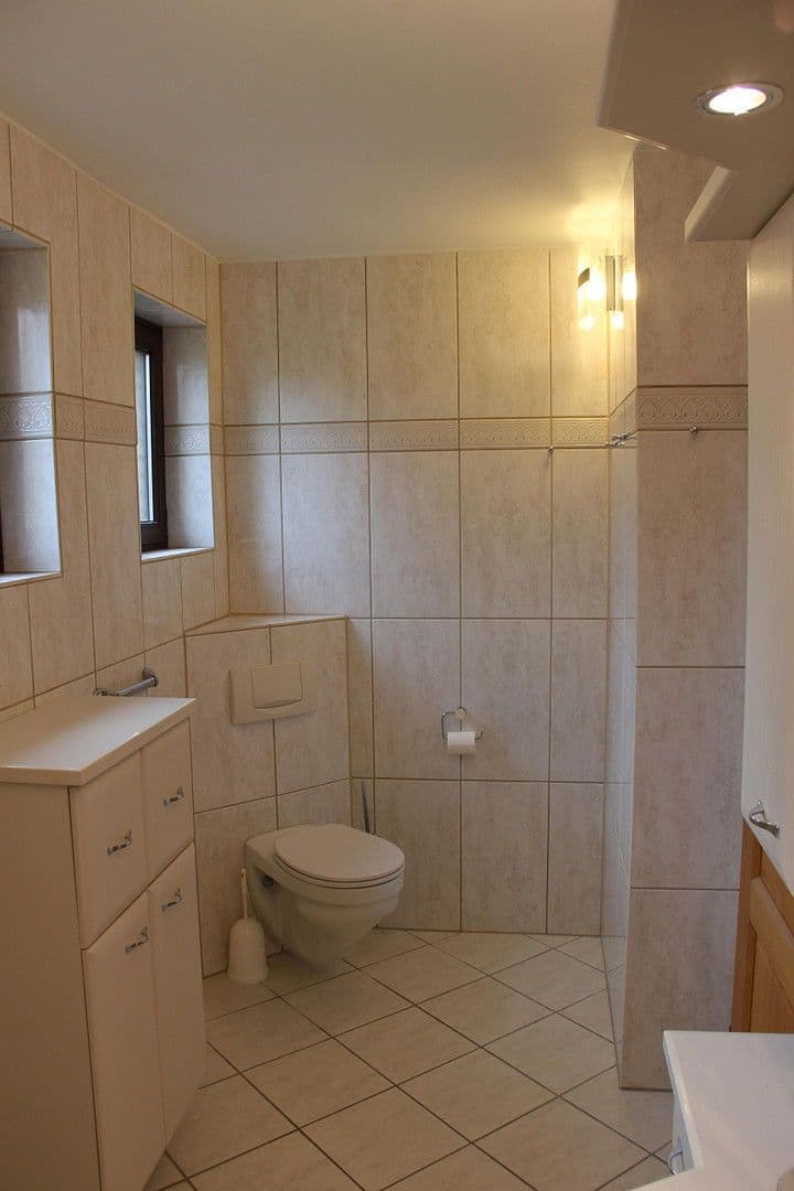 Pronájem domu 145 m², pozemek 1.000 m², Hannover, Dolní Sasko Pronájem domu 145 m², pozemek 1.000 m², Hannover, Dolní Sasko