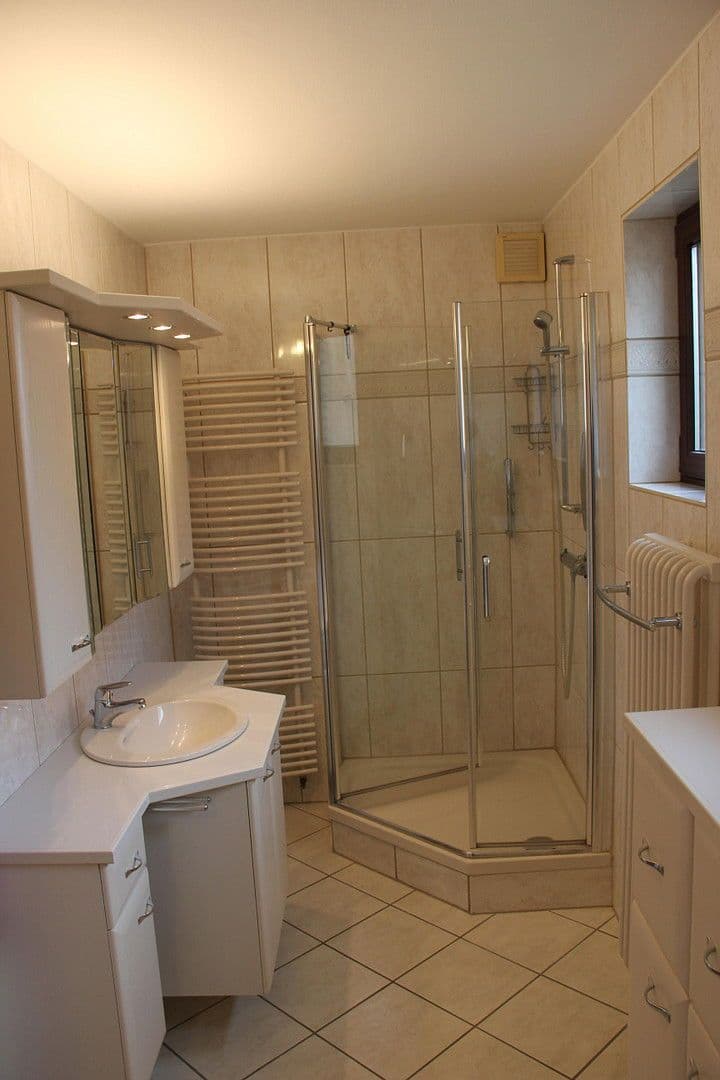 Pronájem domu 145 m², pozemek 1.000 m², Hannover, Dolní Sasko Pronájem domu 145 m², pozemek 1.000 m², Hannover, Dolní Sasko