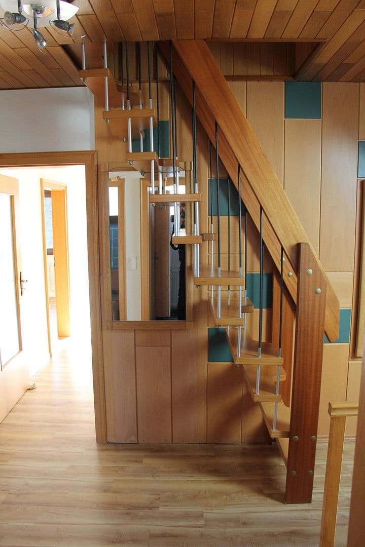 Pronájem domu 145 m², pozemek 1.000 m², Hannover, Dolní Sasko Pronájem domu 145 m², pozemek 1.000 m², Hannover, Dolní Sasko