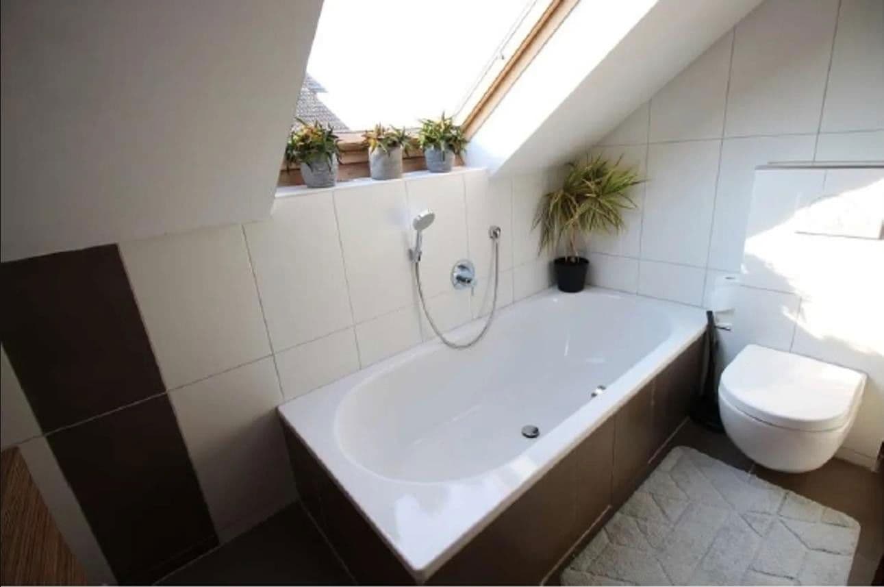 Pronájem bytu 3+1 96 m², Starkenburgring 25, Alsbach-Hähnlein, Hessen Pronájem bytu 3+1 96 m², Starkenburgring 25, Alsbach-Hähnlein, Hessen