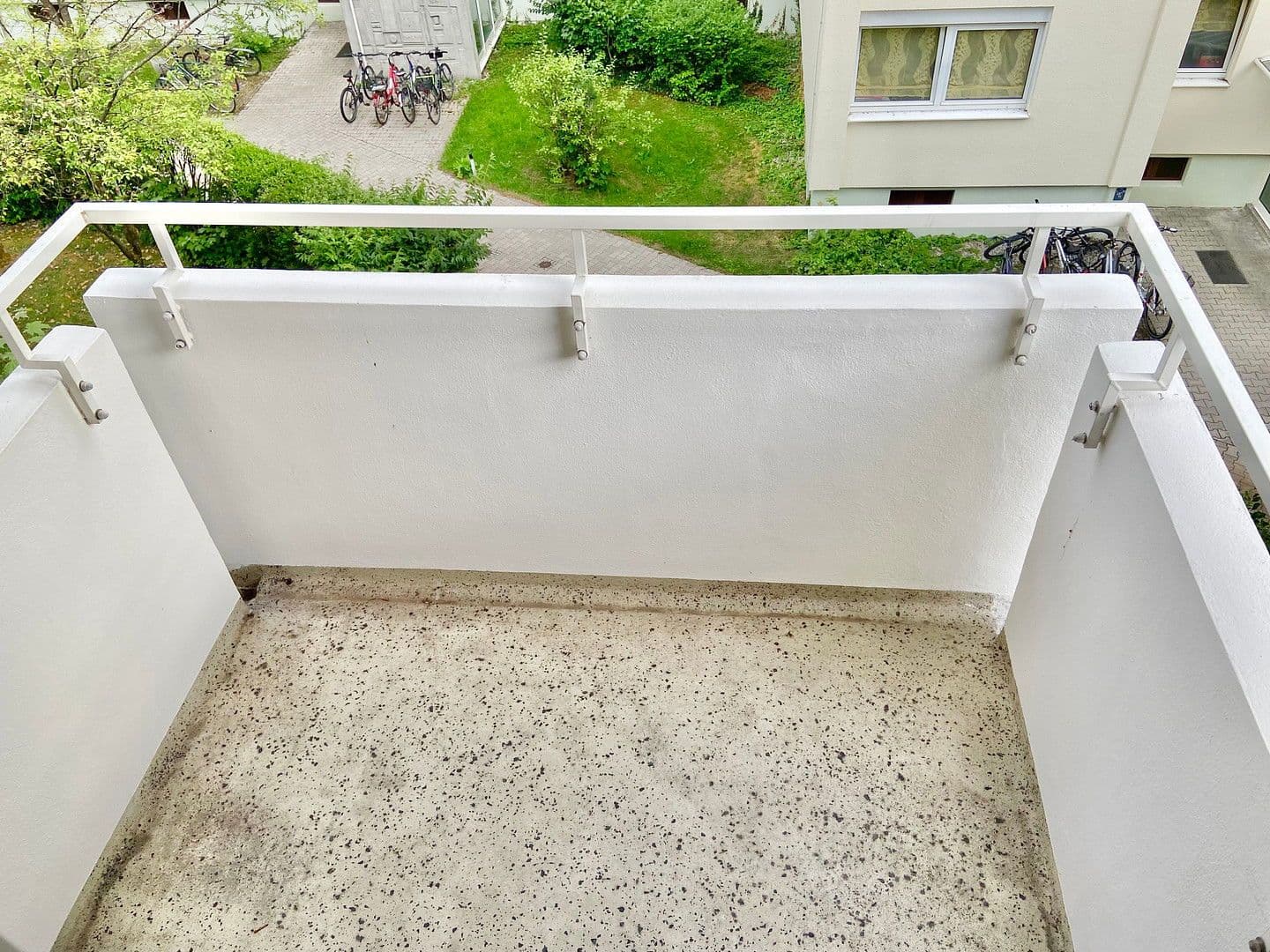 Pronájem bytu 2+1 58 m², Höglwörther Str. 361, München, Bavorsko Pronájem bytu 2+1 58 m², Höglwörther Str. 361, München, Bavorsko