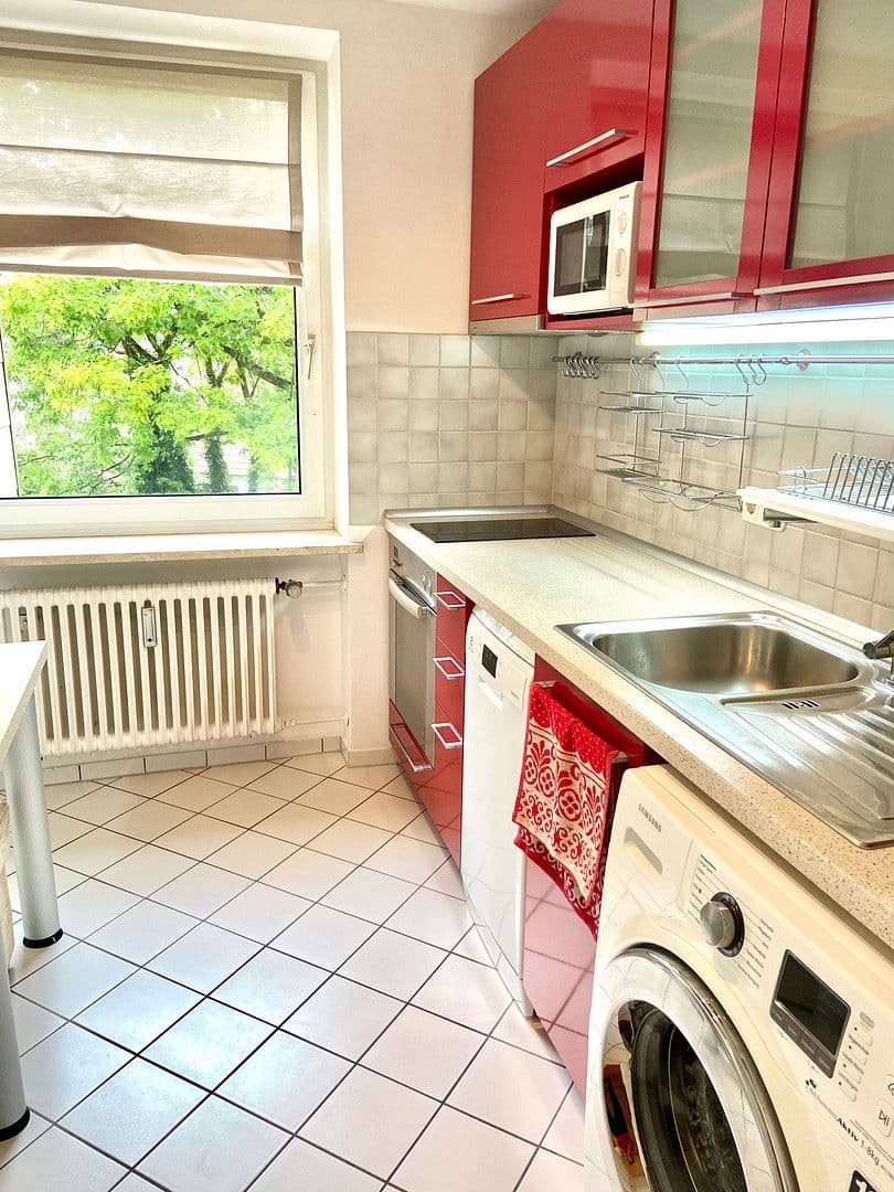 Pronájem bytu 2+1 58 m², Höglwörther Str. 361, München, Bavorsko Pronájem bytu 2+1 58 m², Höglwörther Str. 361, München, Bavorsko