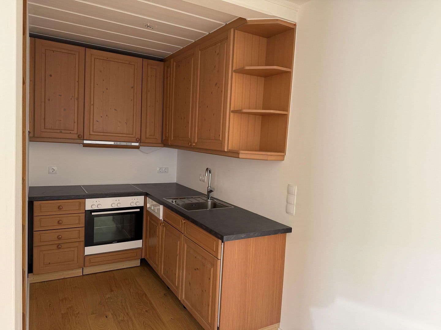 Prodej bytu 1+kk 50 m², Asamstrasse 3, Rottach-Egern, Bavorsko Prodej bytu 1+kk 50 m², Asamstrasse 3, Rottach-Egern, Bavorsko