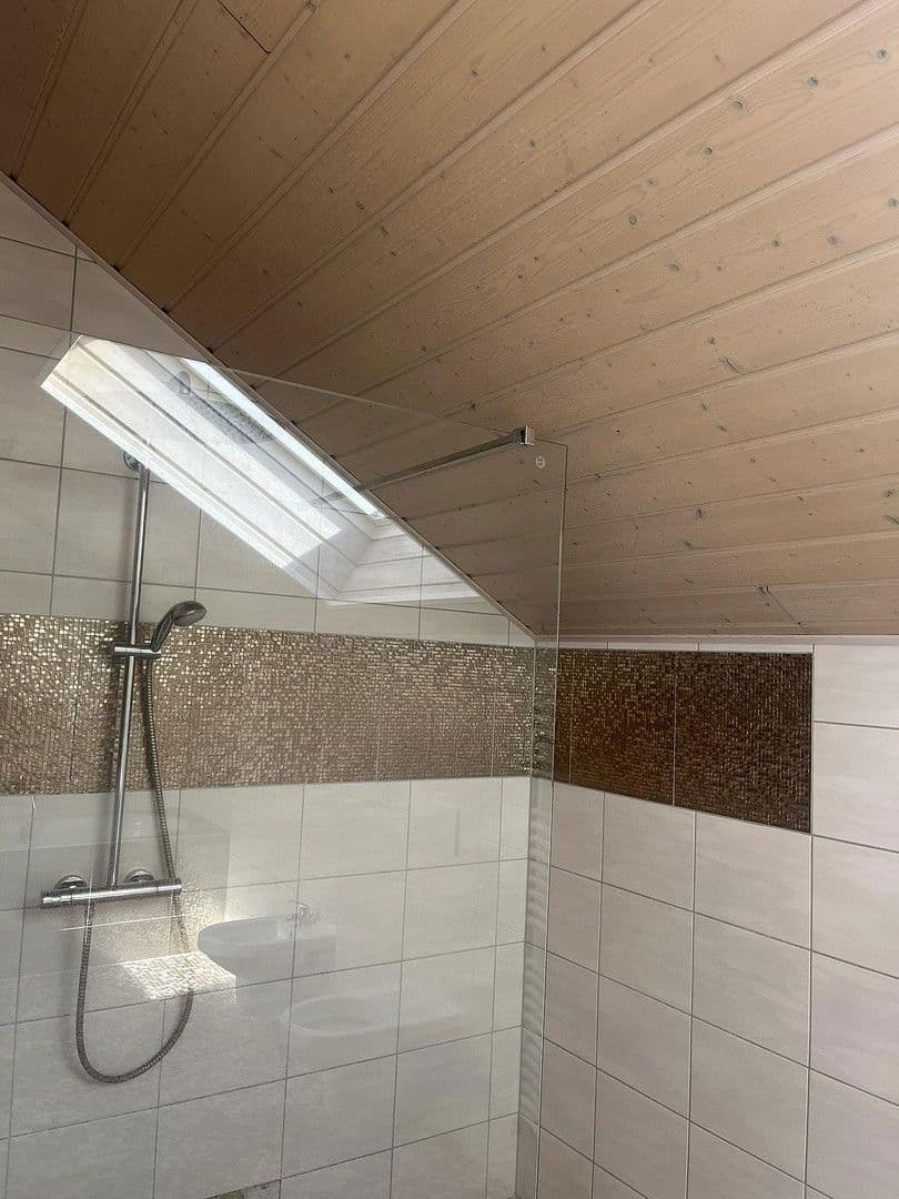 Pronájem domu 128 m², pozemek 300 m², Harthausen, Porýní-Falc Pronájem domu 128 m², pozemek 300 m², Harthausen, Porýní-Falc