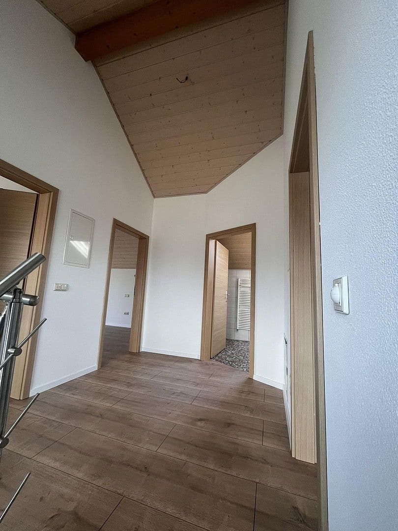 Pronájem domu 128 m², pozemek 300 m², Harthausen, Porýní-Falc Pronájem domu 128 m², pozemek 300 m², Harthausen, Porýní-Falc