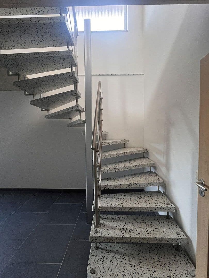 Pronájem domu 128 m², pozemek 300 m², Harthausen, Porýní-Falc Pronájem domu 128 m², pozemek 300 m², Harthausen, Porýní-Falc