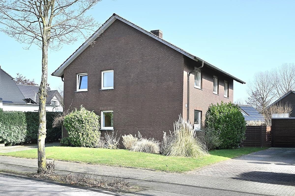 Prodej domu 162 m², pozemek 510 m², Dülmen, Severní Porýní-Vestfálsko Prodej domu 162 m², pozemek 510 m², Dülmen, Severní Porýní-Vestfálsko