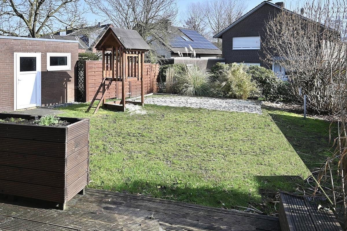 Prodej domu 162 m², pozemek 510 m², Dülmen, Severní Porýní-Vestfálsko Prodej domu 162 m², pozemek 510 m², Dülmen, Severní Porýní-Vestfálsko