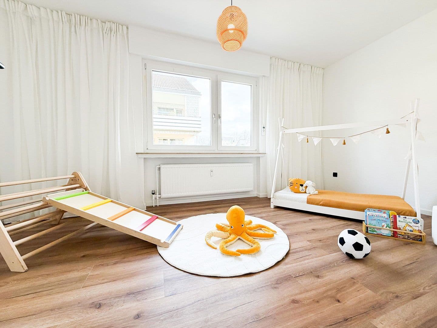 Prodej bytu 4+1 96 m², Holzwickede, Severní Porýní-Vestfálsko Prodej bytu 4+1 96 m², Holzwickede, Severní Porýní-Vestfálsko
