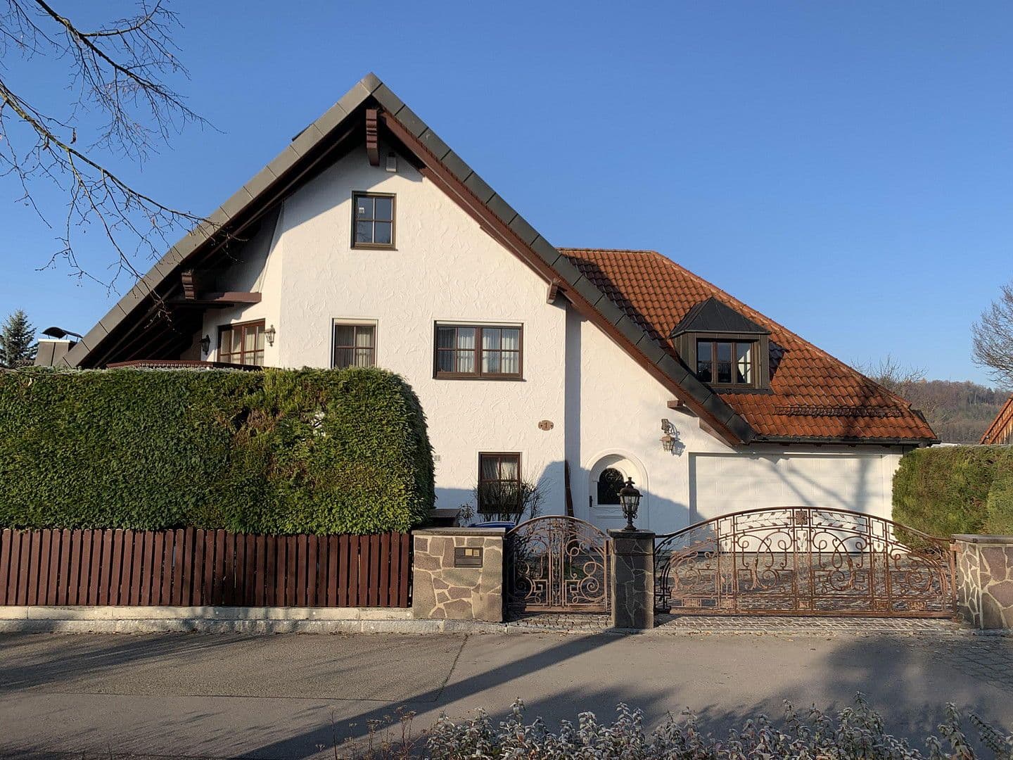 Prodej domu 278 m², pozemek 679 m², Neusäß, Bavorsko Prodej domu 278 m², pozemek 679 m², Neusäß, Bavorsko