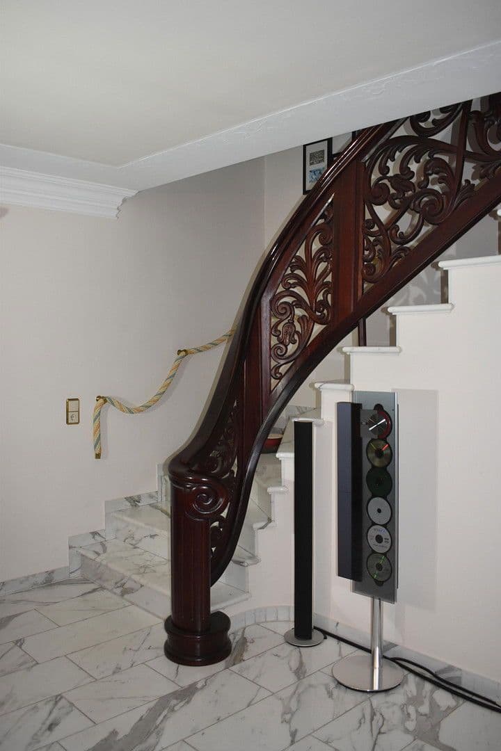 Prodej domu 278 m², pozemek 679 m², Neusäß, Bavorsko Prodej domu 278 m², pozemek 679 m², Neusäß, Bavorsko