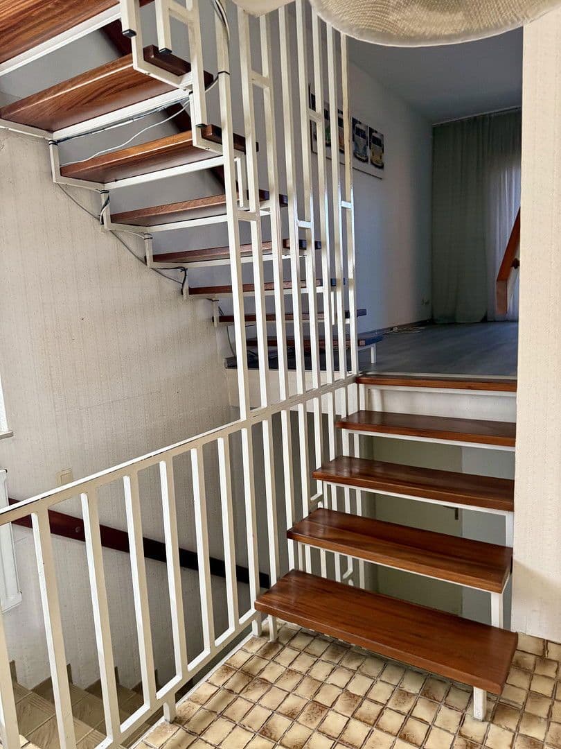 Prodej domu 134 m², pozemek 370 m², Halstenbek, Šlesvicko-Holštýnsko Prodej domu 134 m², pozemek 370 m², Halstenbek, Šlesvicko-Holštýnsko