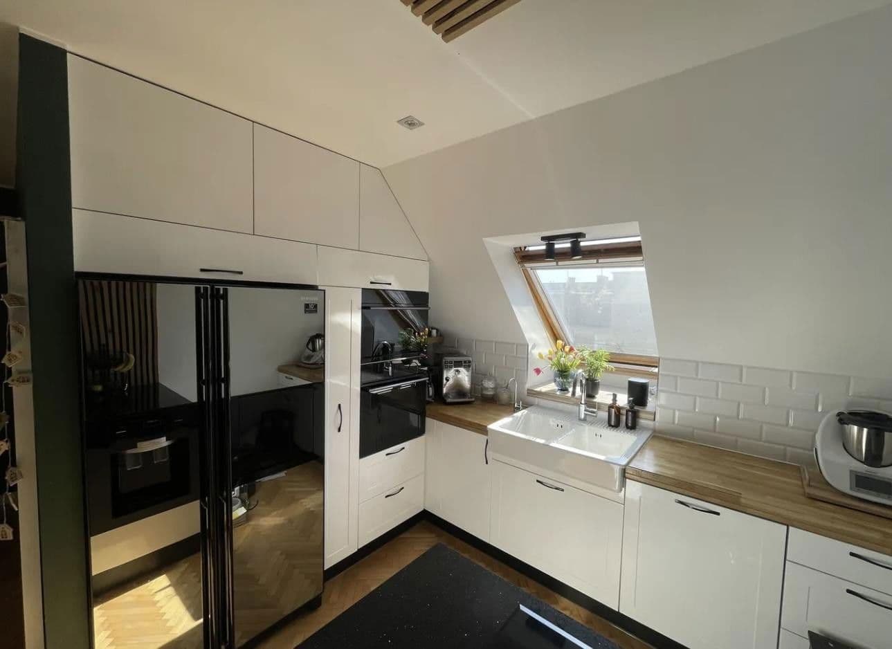 Pronájem bytu 3+1 95 m², Berlin, Berlín Pronájem bytu 3+1 95 m², Berlin, Berlín