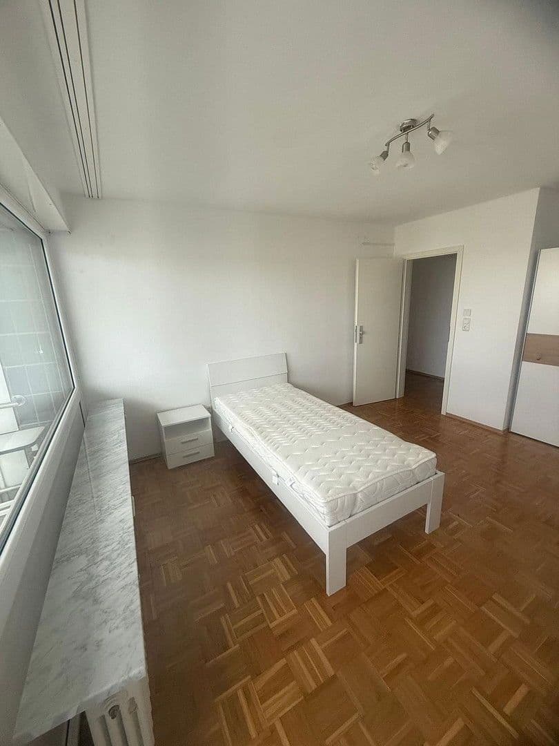 Pronájem bytu 25 m², Karlsruhe, Bádensko-Württembersko Pronájem bytu 25 m², Karlsruhe, Bádensko-Württembersko