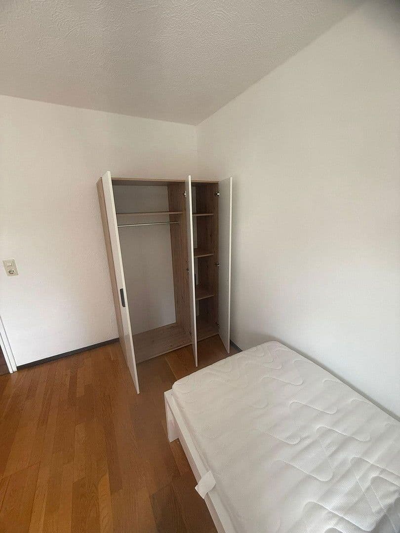 Pronájem bytu 15 m², Karlsruhe, Bádensko-Württembersko Pronájem bytu 15 m², Karlsruhe, Bádensko-Württembersko