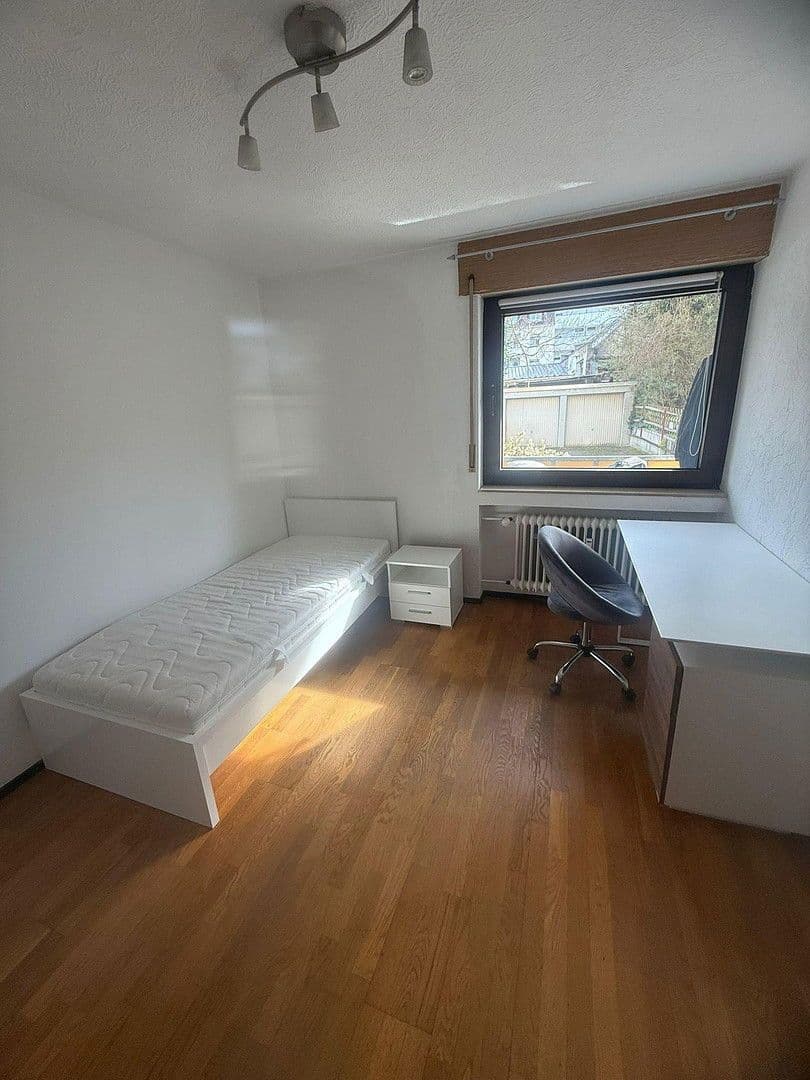 Pronájem bytu 15 m², Karlsruhe, Bádensko-Württembersko Pronájem bytu 15 m², Karlsruhe, Bádensko-Württembersko
