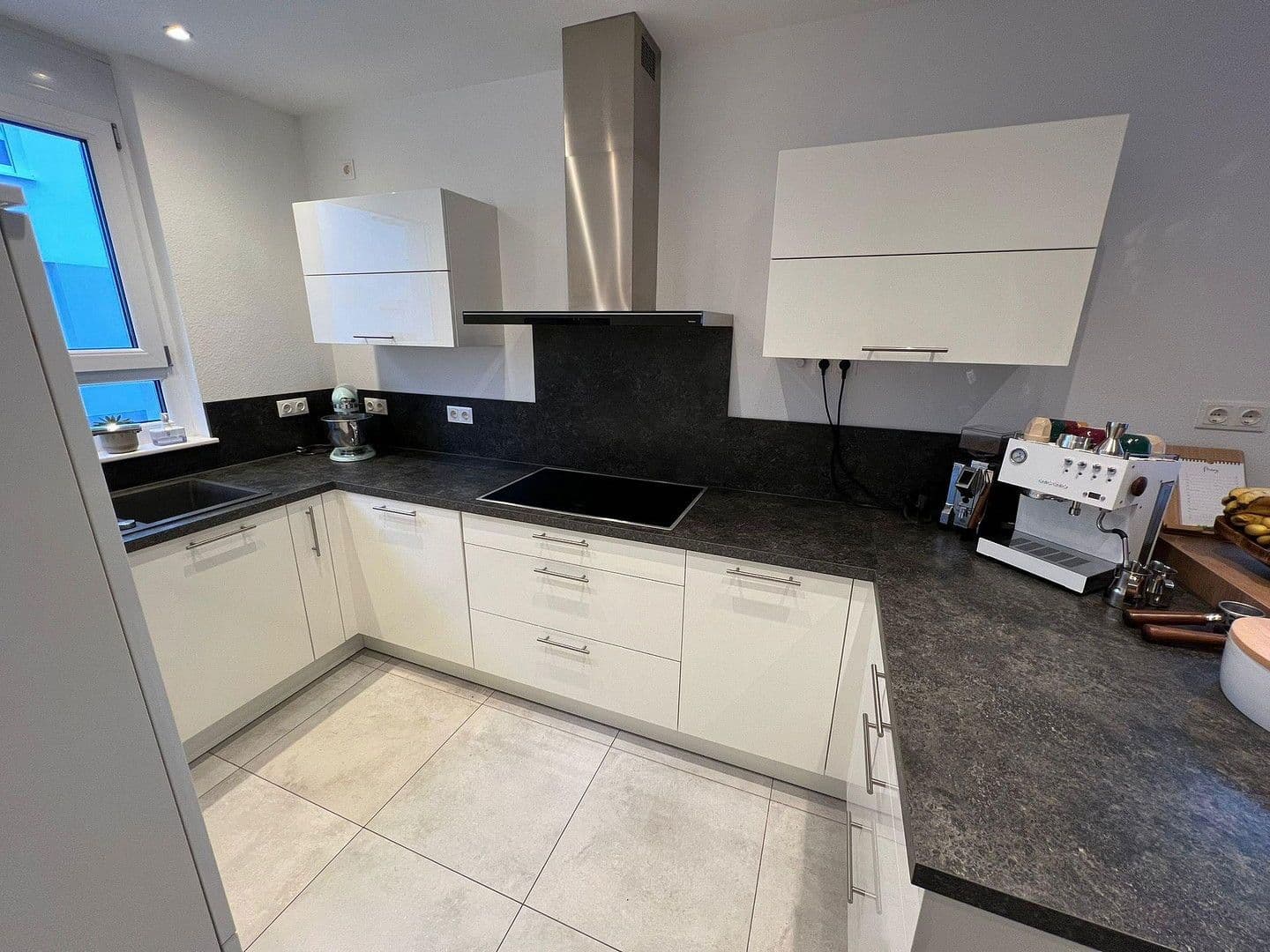 Pronájem domu 141 m², pozemek 176 m², Rodenbacherstr. 36n, Alzenau, Bavorsko Pronájem domu 141 m², pozemek 176 m², Rodenbacherstr. 36n, Alzenau, Bavorsko