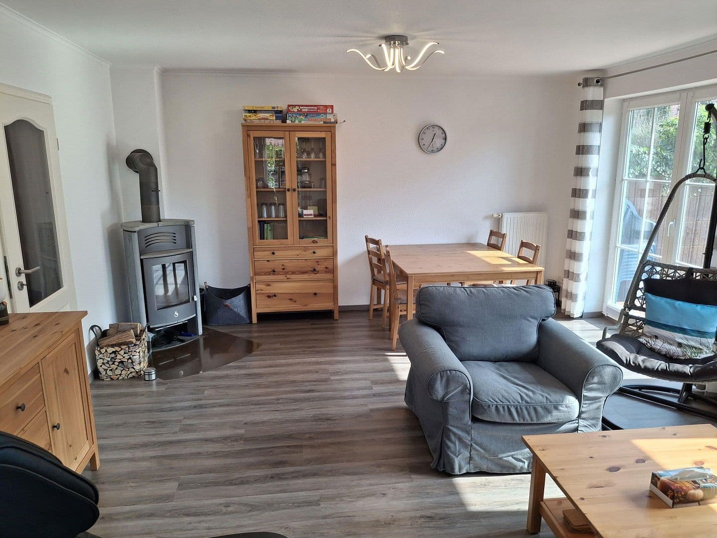 Prodej domu 125 m², pozemek 329 m², Fuchsberg 12, Hohenfelde, Šlesvicko-Holštýnsko Prodej domu 125 m², pozemek 329 m², Fuchsberg 12, Hohenfelde, Šlesvicko-Holštýnsko