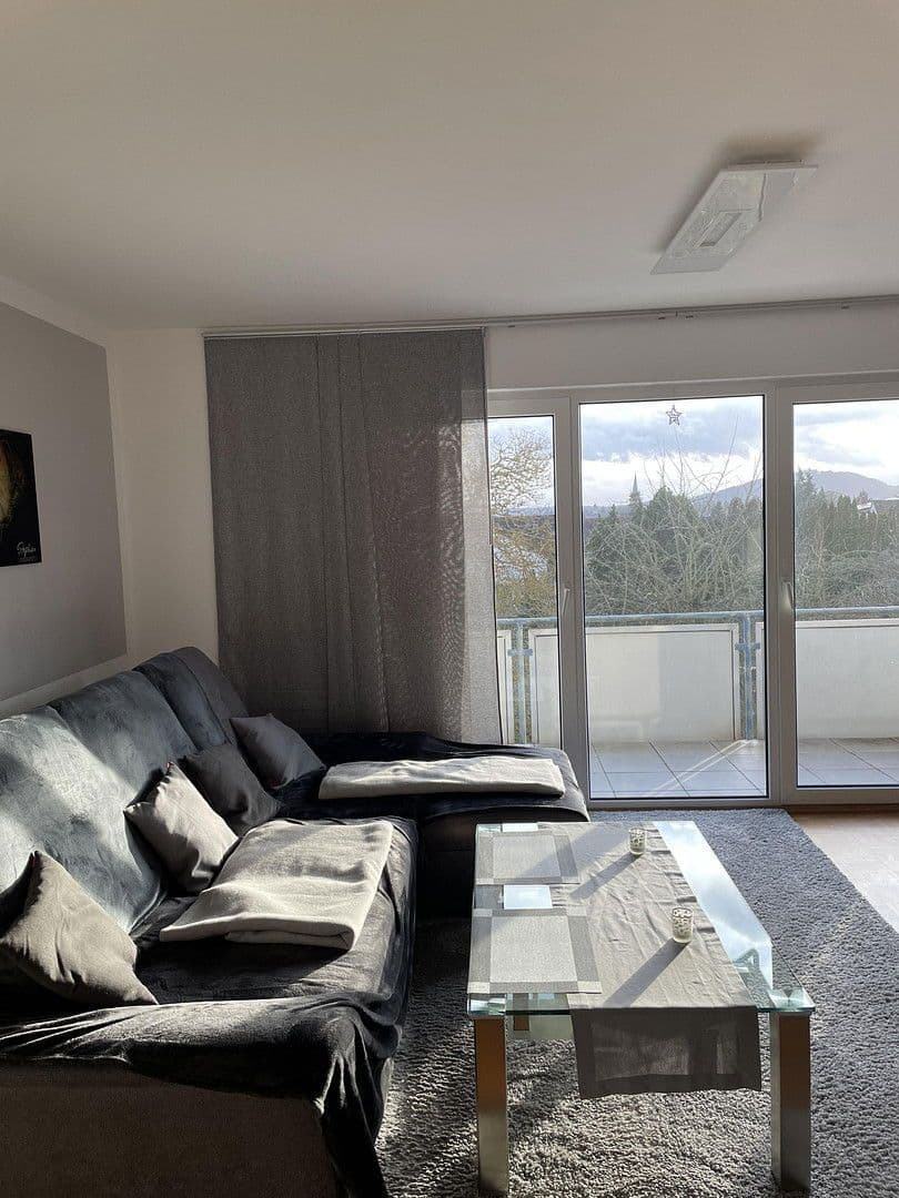 Prodej bytu 3+1 72 m², Korbach, Hessen Prodej bytu 3+1 72 m², Korbach, Hessen