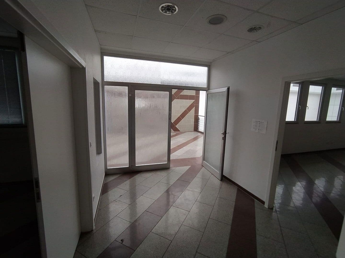 Pronájem kanceláře 120 m², Johannisstraße 112/113, Osnabrück, Dolní Sasko Pronájem kanceláře 120 m², Johannisstraße 112/113, Osnabrück, Dolní Sasko