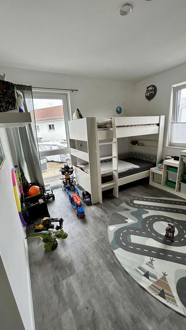 Prodej bytu 3+1 113 m², Weiße Erde 7, Euskirchen, Severní Porýní-Vestfálsko Prodej bytu 3+1 113 m², Weiße Erde 7, Euskirchen, Severní Porýní-Vestfálsko