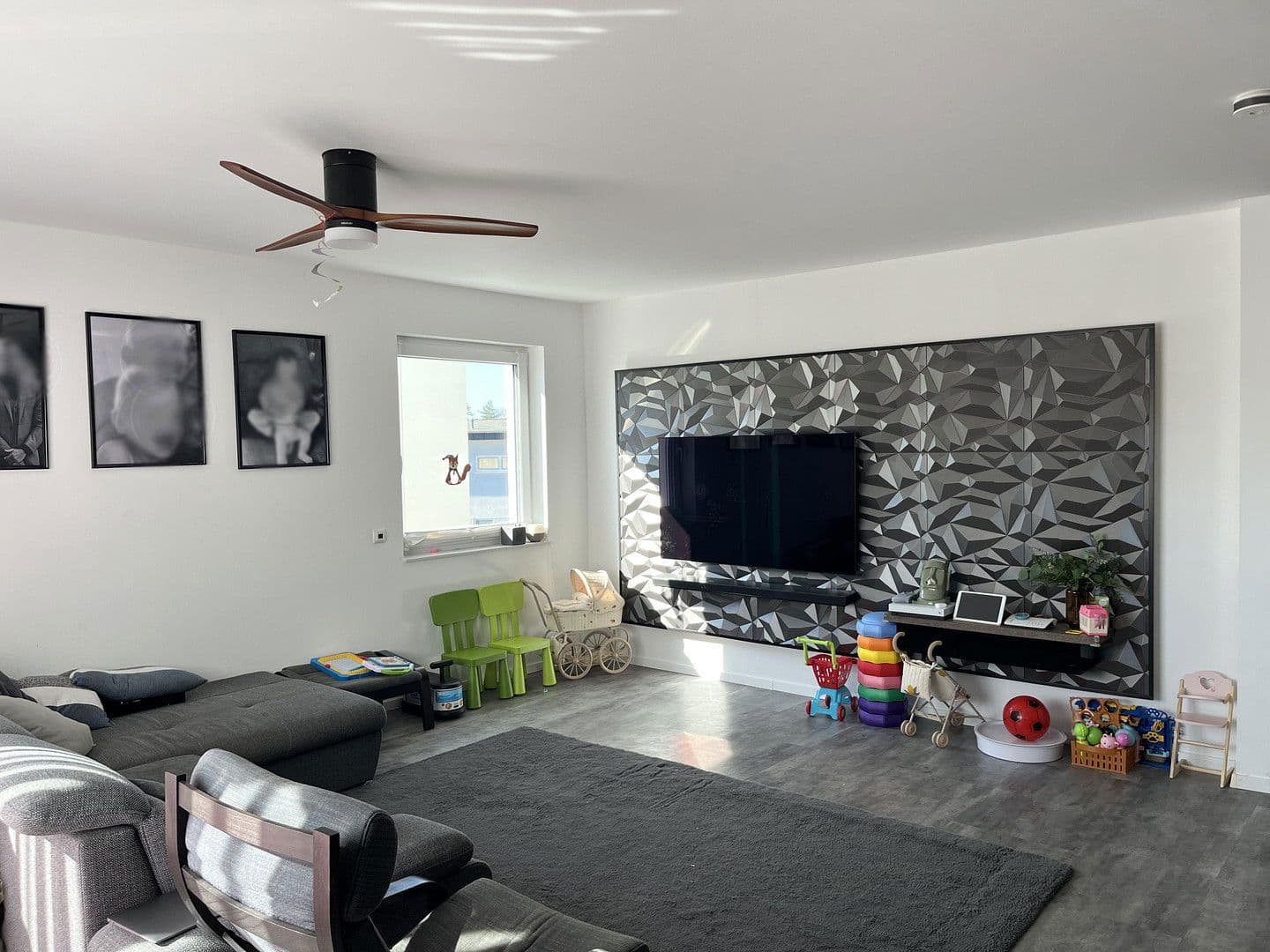 Prodej bytu 3+1 113 m², Weiße Erde 7, Euskirchen, Severní Porýní-Vestfálsko Prodej bytu 3+1 113 m², Weiße Erde 7, Euskirchen, Severní Porýní-Vestfálsko