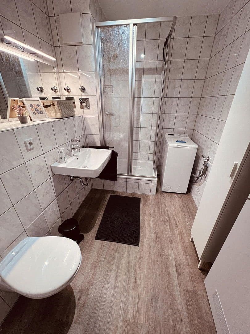 Pronájem bytu 1+1 41 m², Goldschmidtstr. 29 a, Leipzig, Sasko Pronájem bytu 1+1 41 m², Goldschmidtstr. 29 a, Leipzig, Sasko