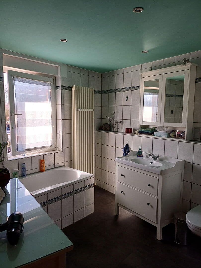 Prodej domu 114 m², pozemek 464 m², Kaiserslautern Erfenbach, Porýní-Falc Prodej domu 114 m², pozemek 464 m², Kaiserslautern Erfenbach, Porýní-Falc