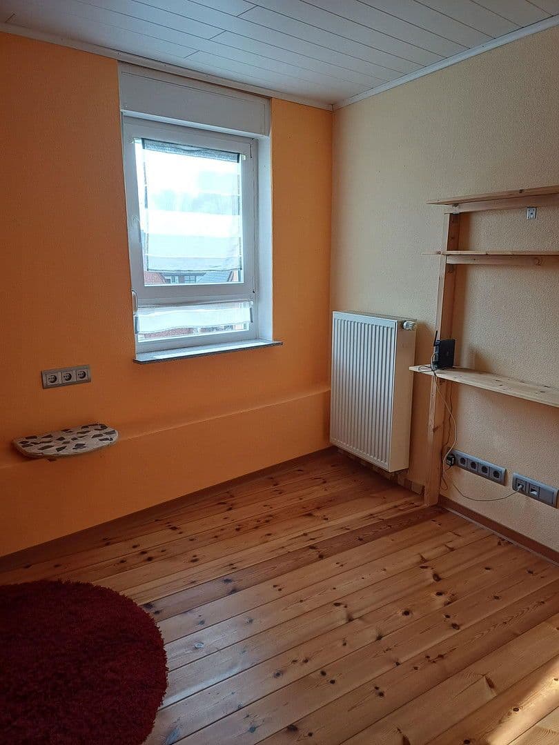 Prodej domu 114 m², pozemek 464 m², Kaiserslautern Erfenbach, Porýní-Falc Prodej domu 114 m², pozemek 464 m², Kaiserslautern Erfenbach, Porýní-Falc