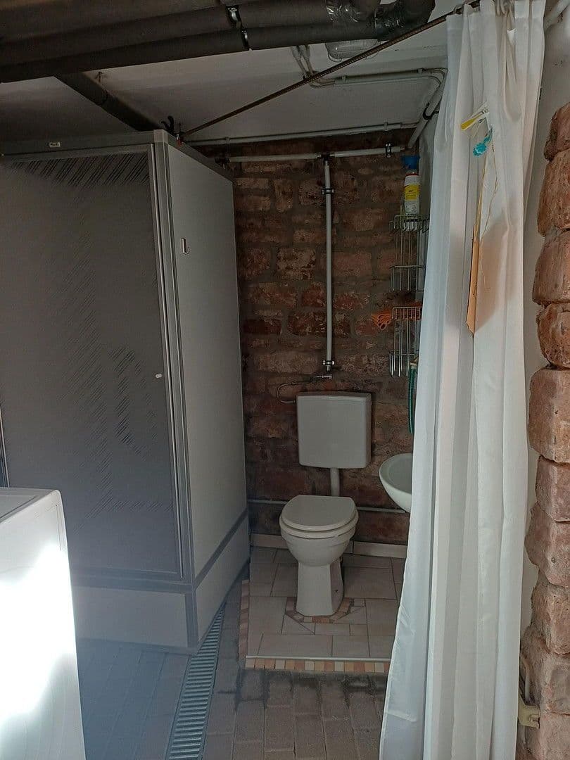 Prodej domu 114 m², pozemek 464 m², Kaiserslautern Erfenbach, Porýní-Falc Prodej domu 114 m², pozemek 464 m², Kaiserslautern Erfenbach, Porýní-Falc