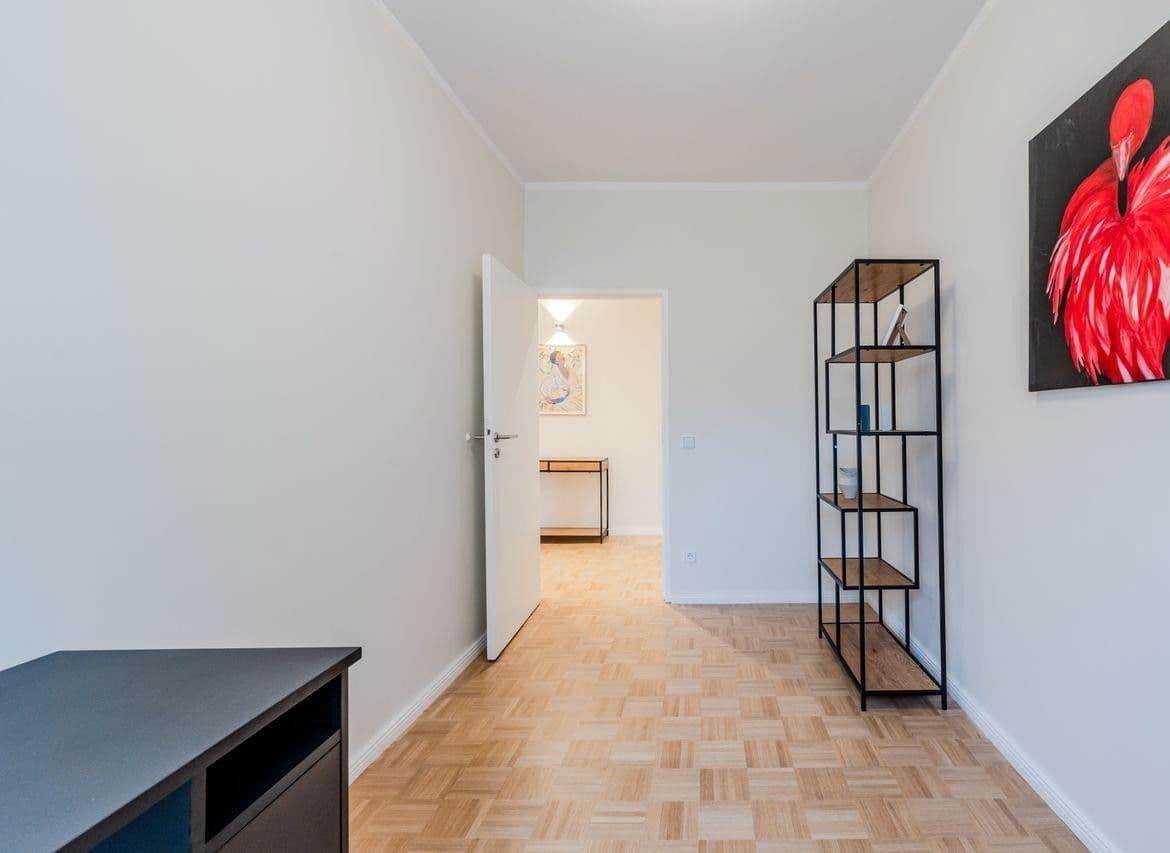 Prodej bytu 3+1 75 m², Tile-Wardenberg-Str. 14, Berlin, Berlín Prodej bytu 3+1 75 m², Tile-Wardenberg-Str. 14, Berlin, Berlín