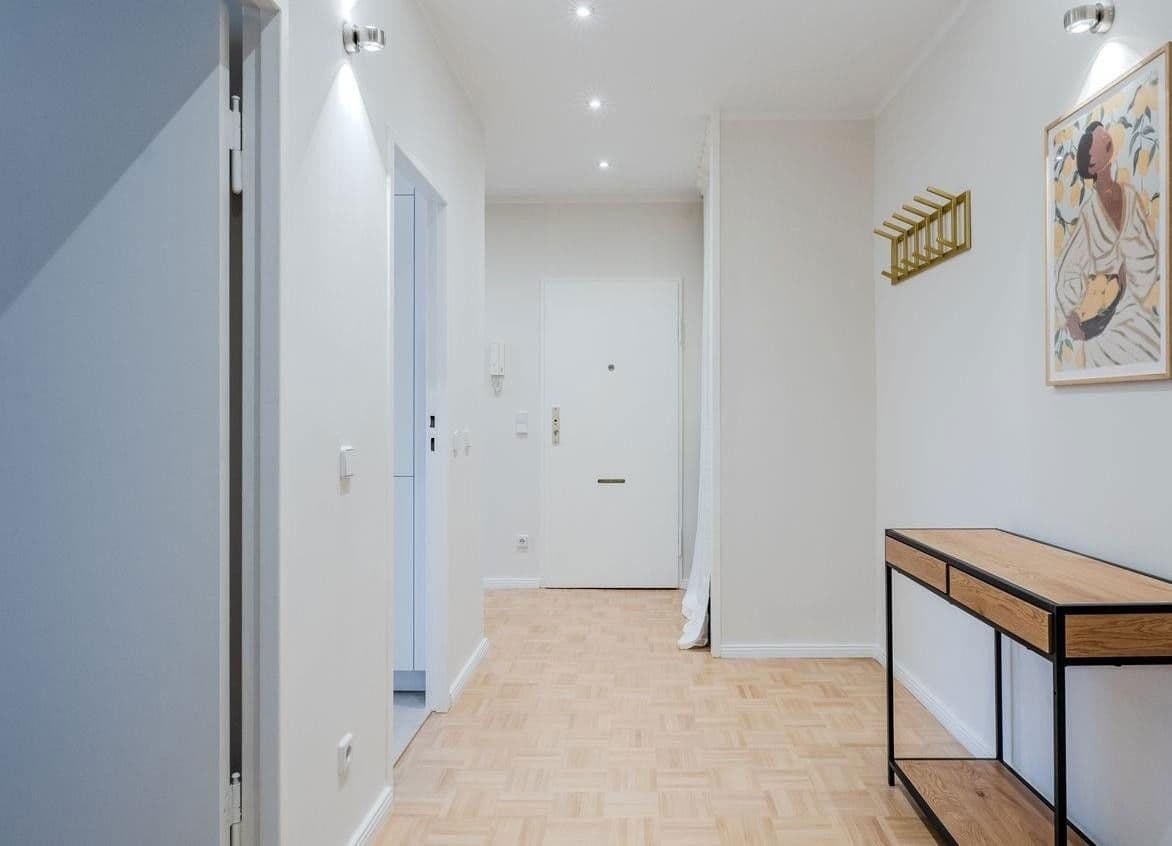 Prodej bytu 3+1 75 m², Tile-Wardenberg-Str. 14, Berlin, Berlín Prodej bytu 3+1 75 m², Tile-Wardenberg-Str. 14, Berlin, Berlín