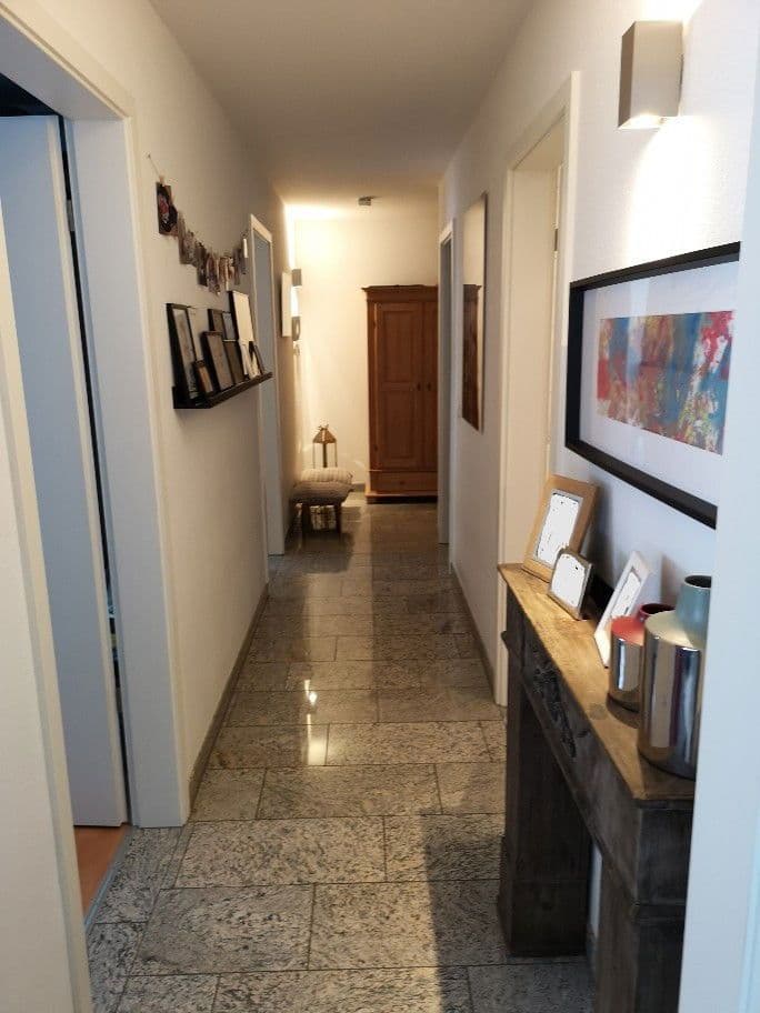 Pronájem bytu 3+1 108 m², Hattersheim am Main, Hessen Pronájem bytu 3+1 108 m², Hattersheim am Main, Hessen