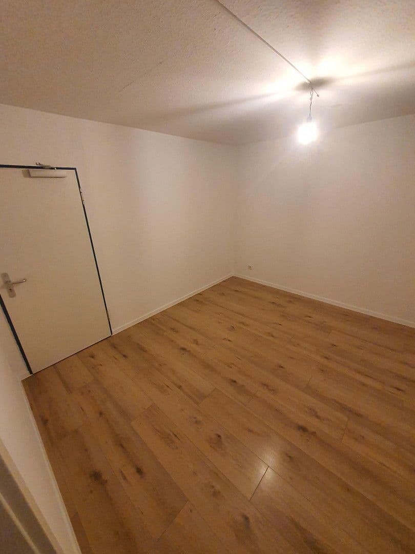 Pronájem bytu 4+1 83 m², Distelweg 2, Schöneiche bei Berlin, Braniborsko Pronájem bytu 4+1 83 m², Distelweg 2, Schöneiche bei Berlin, Braniborsko