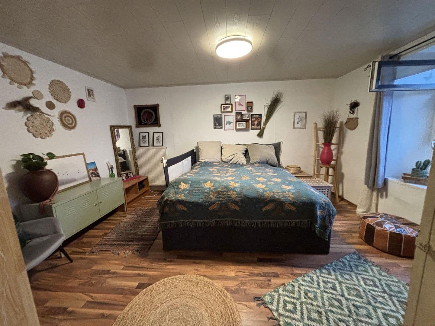 Prodej domu 260 m², pozemek 1.600 m², Veldenzer Straße 14, Gornhausen, Porýní-Falc Prodej domu 260 m², pozemek 1.600 m², Veldenzer Straße 14, Gornhausen, Porýní-Falc