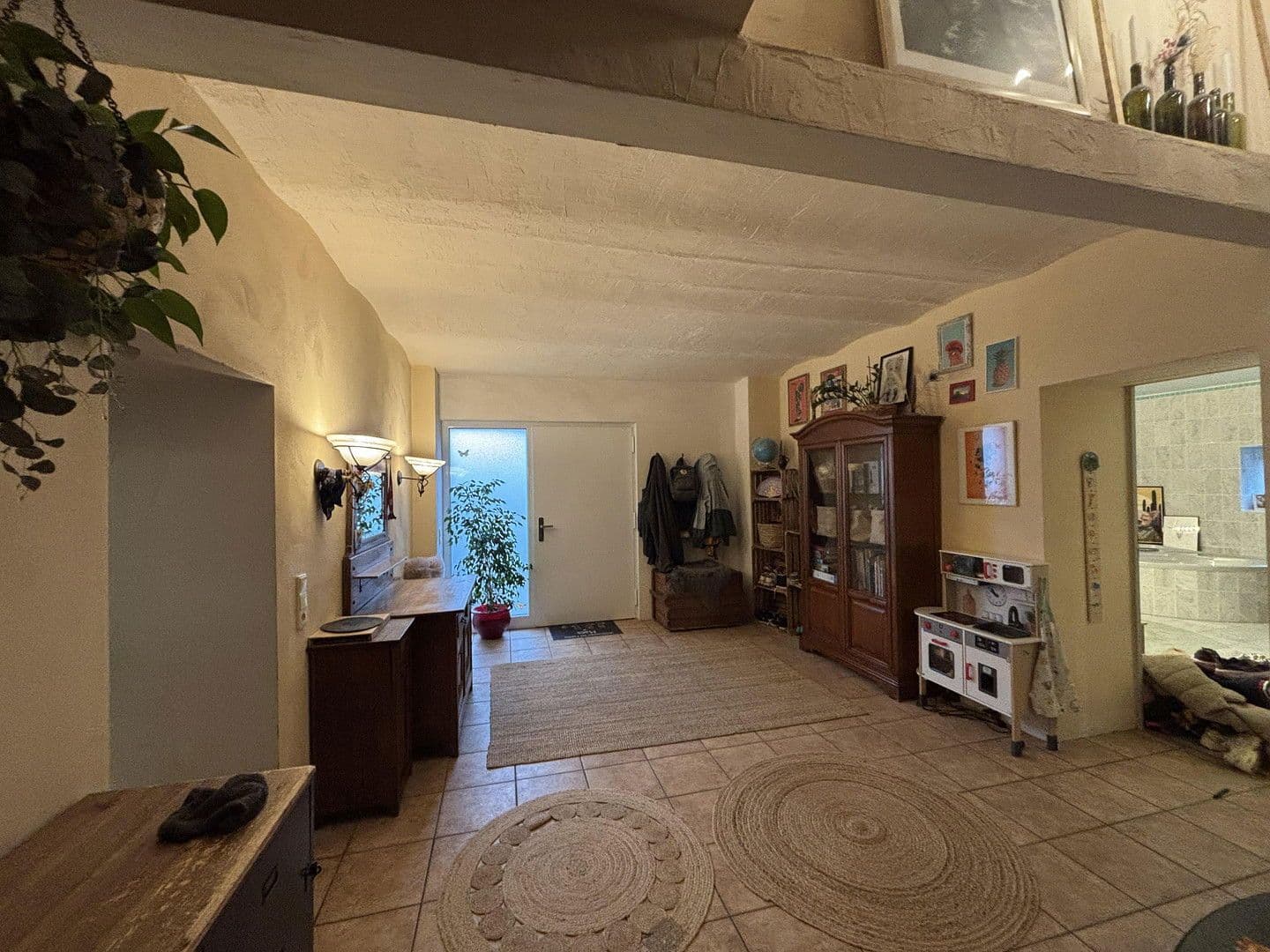 Prodej domu 260 m², pozemek 1.600 m², Veldenzer Straße 14, Gornhausen, Porýní-Falc Prodej domu 260 m², pozemek 1.600 m², Veldenzer Straße 14, Gornhausen, Porýní-Falc