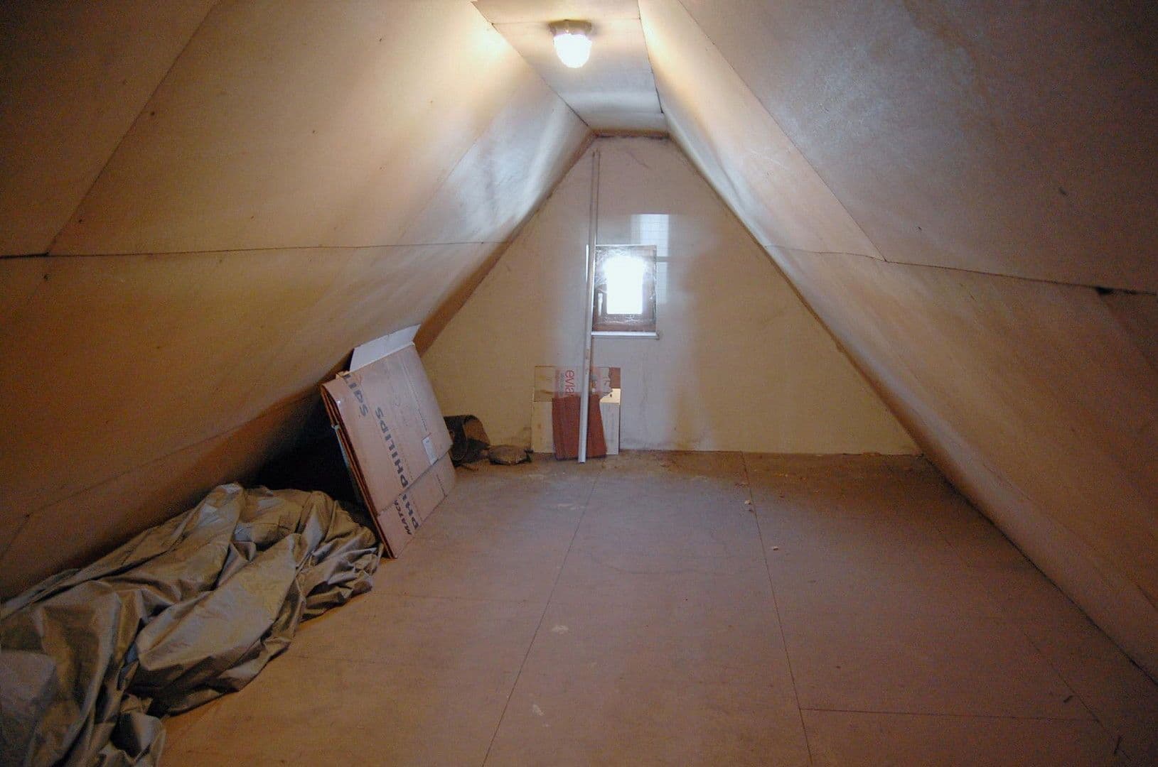 Prodej bytu 1+kk 47 m², Plochingen, Bádensko-Württembersko Prodej bytu 1+kk 47 m², Plochingen, Bádensko-Württembersko