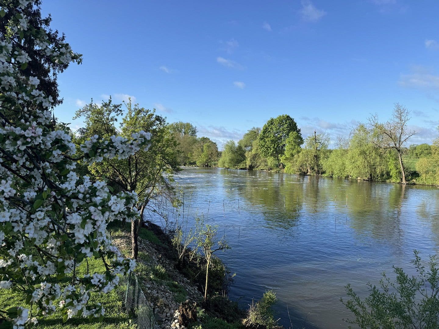 Prodej domu 161 m², pozemek 318 m², Erlangen, Bavorsko Prodej domu 161 m², pozemek 318 m², Erlangen, Bavorsko