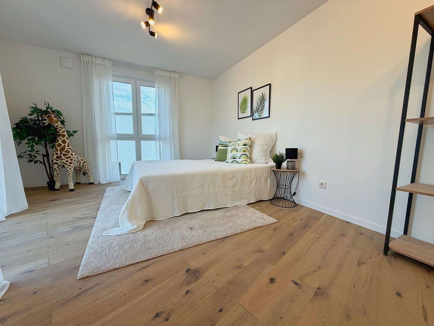 Prodej domu 161 m², pozemek 318 m², Erlangen, Bavorsko Prodej domu 161 m², pozemek 318 m², Erlangen, Bavorsko