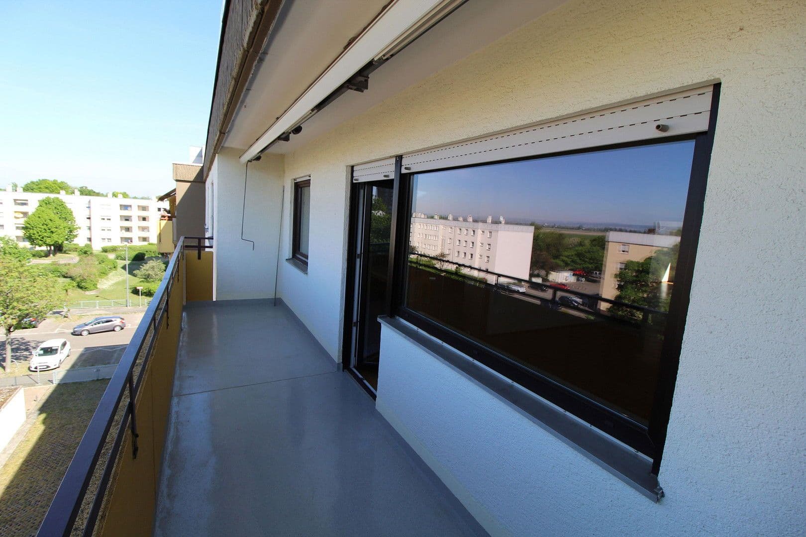 Pronájem bytu 3+1 90 m², Friedrich-Naumann Straße 17, Ludwigshafen am Rhein, Porýní-Falc Pronájem bytu 3+1 90 m², Friedrich-Naumann Straße 17, Ludwigshafen am Rhein, Porýní-Falc