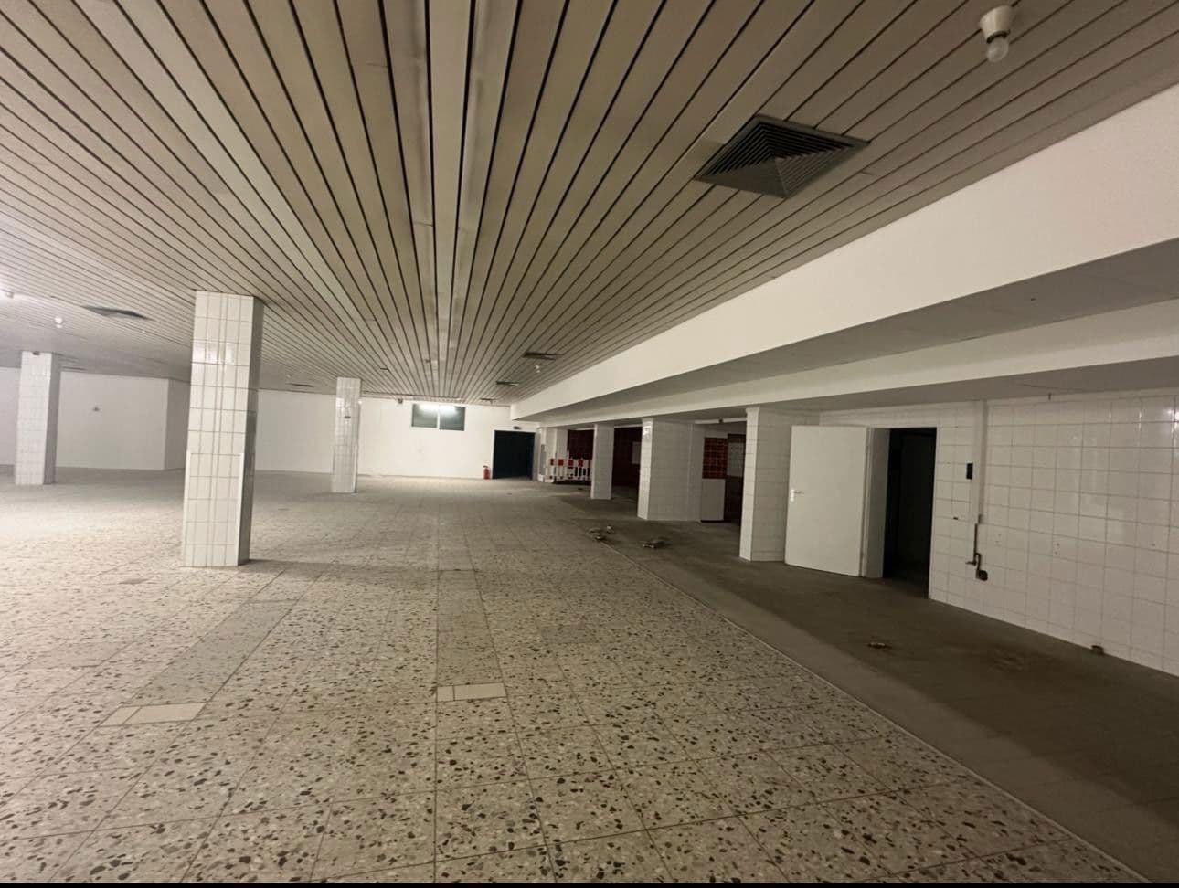 Pronájem nebytového prostoru 1.232 m², MierendorffWeg 19, Essen, Severní Porýní-Vestfálsko Pronájem nebytového prostoru 1.232 m², MierendorffWeg 19, Essen, Severní Porýní-Vestfálsko